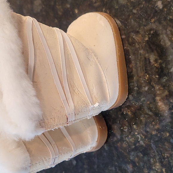 American Girl Doll Wintry Weekend Outfit - Picture 11 of 11